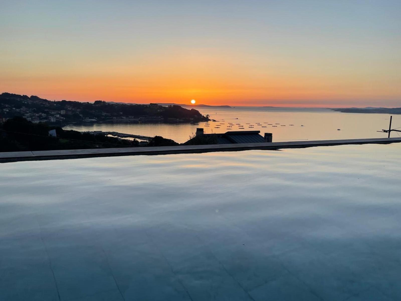 Vou Nun Bou Villa Bueu Exterior photo